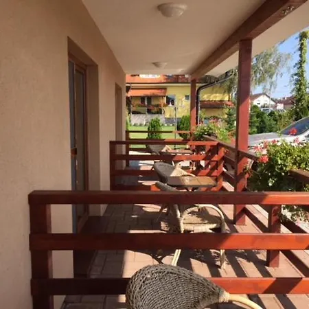 A Restauracia Harmonia