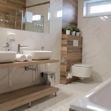 A Restauracia Harmonia 3*