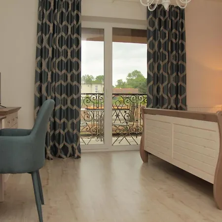 A Restauracia Harmonia Konukevi