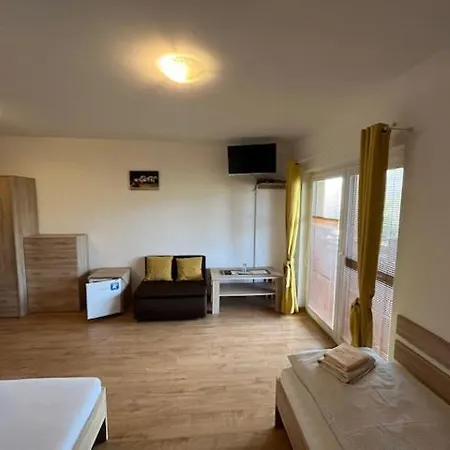 Konukevi A Restauracia Harmonia