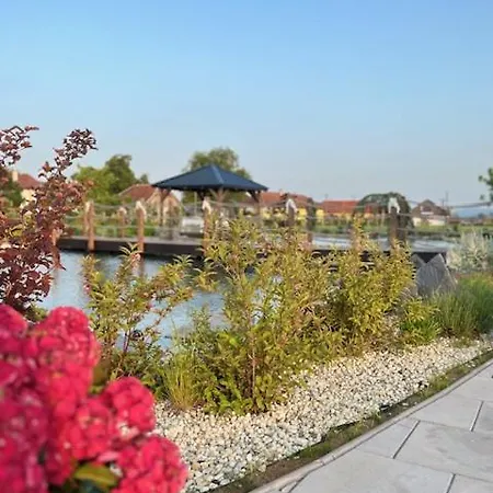 A Restauracia Harmonia Konukevi