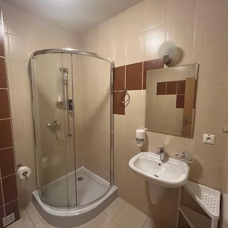 A Restauracia Harmonia Konukevi