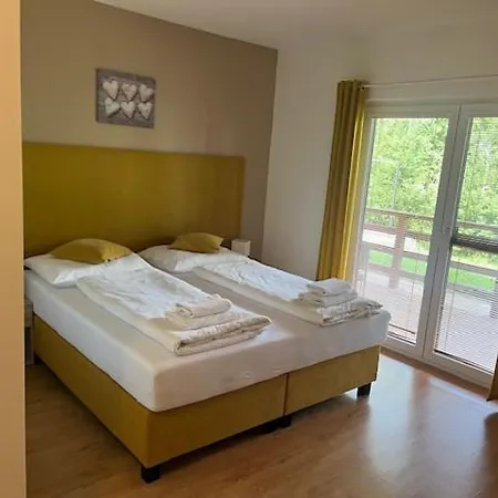 A Restauracia Harmonia Гостевой дом Ostratice