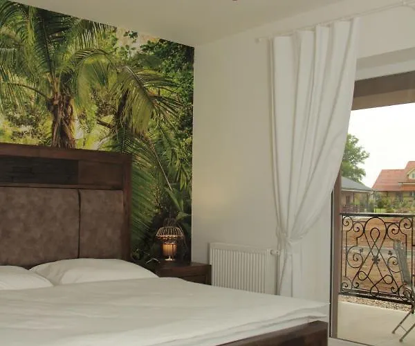 A Restauracia Harmonia Konukevi 3*