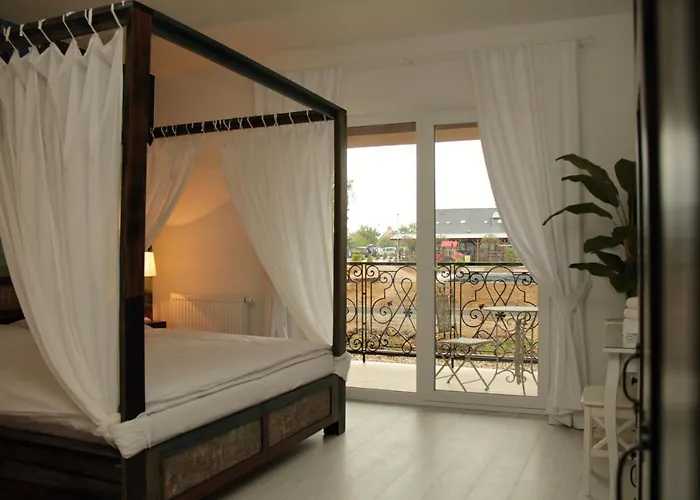 A Restauracia Harmonia 3*