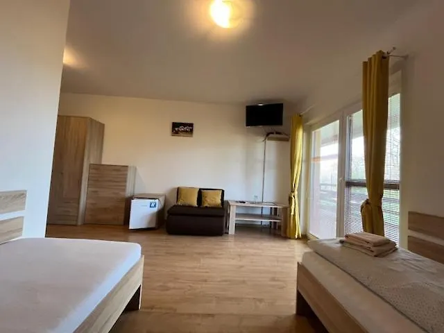 A Restauracia Harmonia